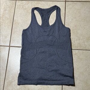 Women’s size 6 Lululemon Athletica Dark Gray Tank Top